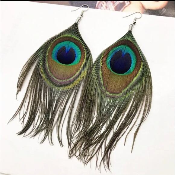 Whimsical Natural Delicate Boho Peacock Feather Dangle Drop Hook Earrings A0105 - Picture 11 of 12